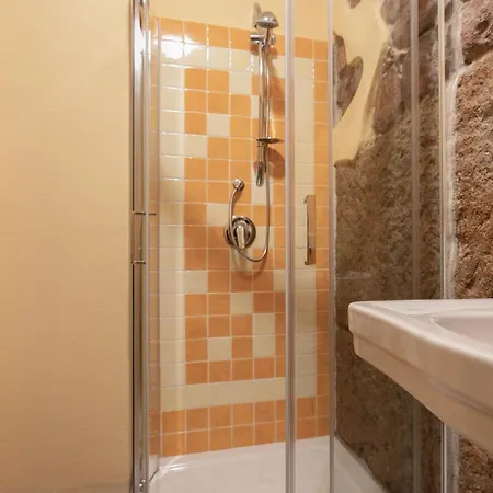 Sardinian Gallery Fonte * Bosa