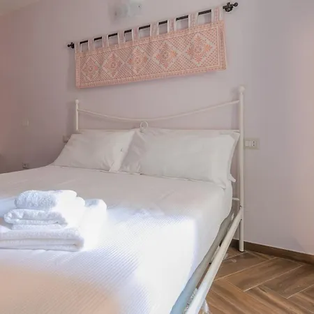 Daire Sardinian Gallery Fonte *